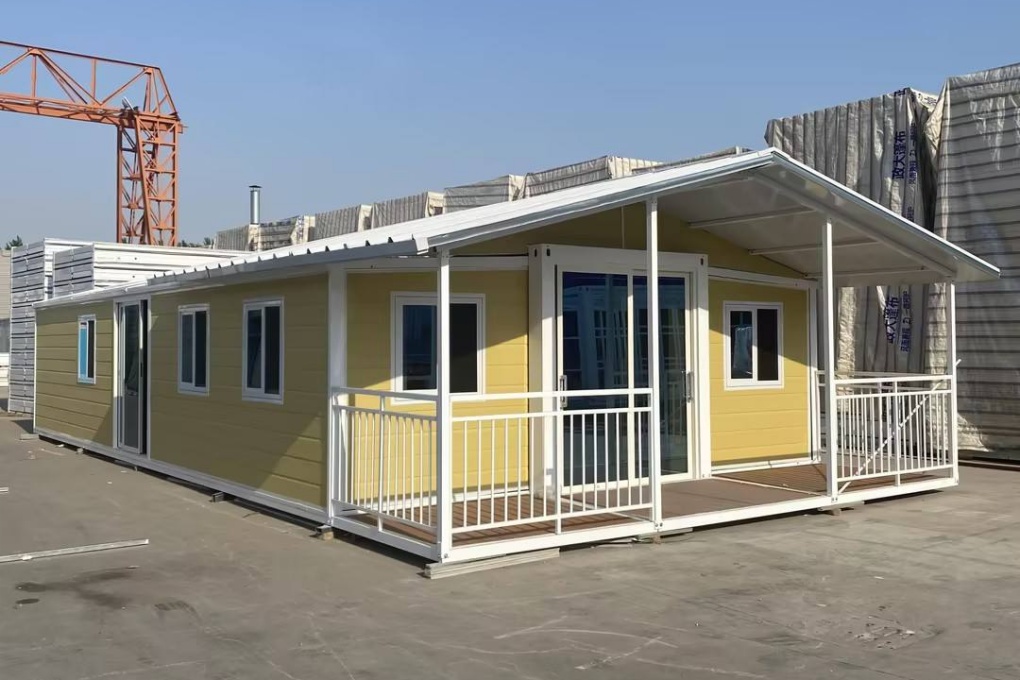 custom expandable tiny house