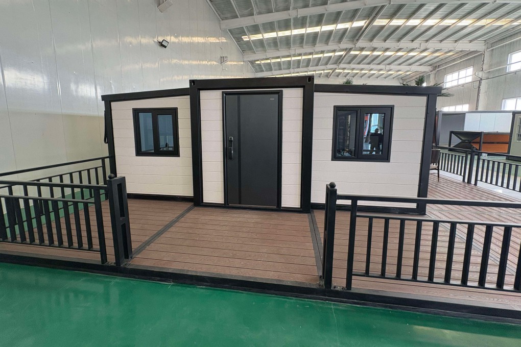 Expandable Mobile Home