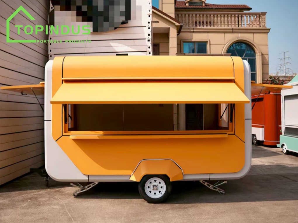 Remolque de comida amarillo personalizado para nuestro cliente en Ghana