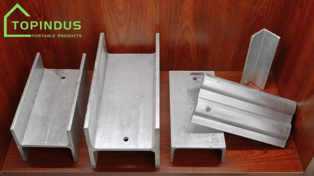 Accesorios para estructuras de acero pesado para edificios robustos y duraderos.